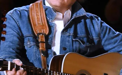 Dwight Yoakam
